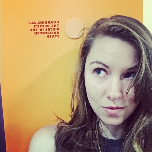 Meet your Posher, Kelly - Picture 1 of 1